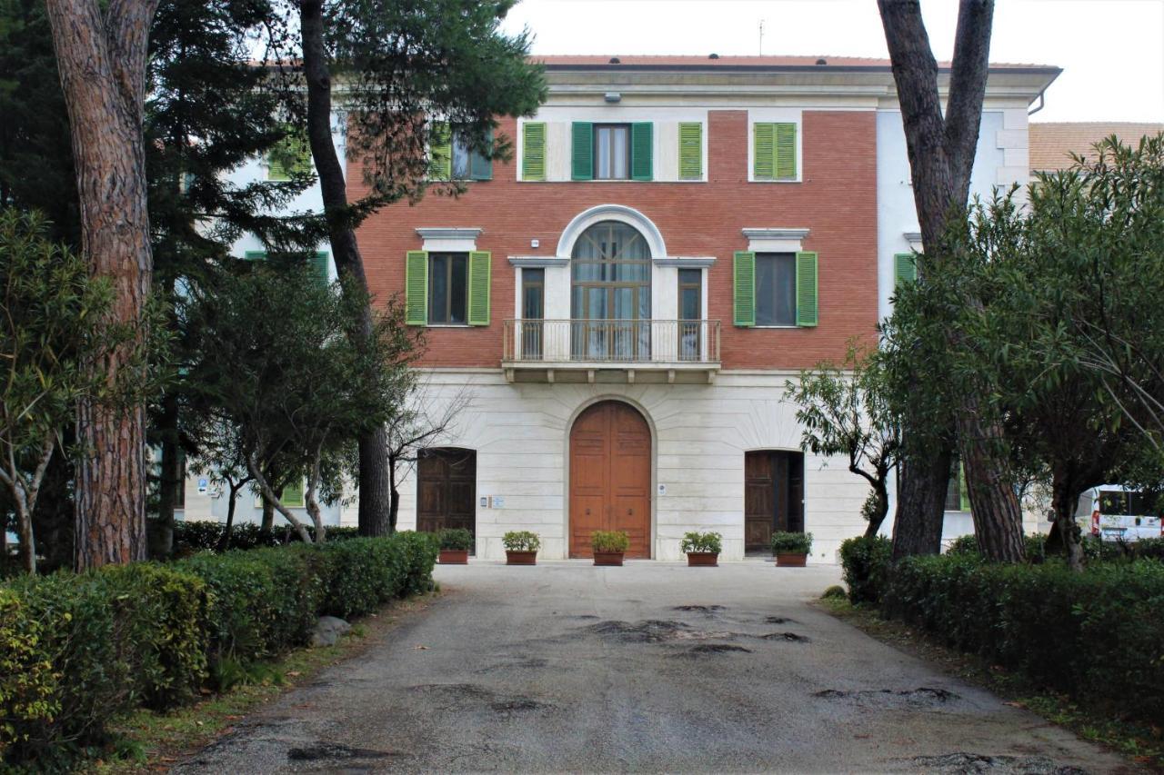 Foresteria Giulianova Exterior foto