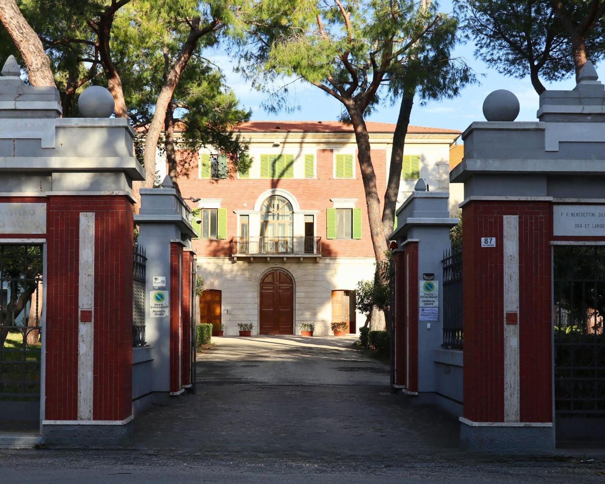Foresteria Giulianova Exterior foto